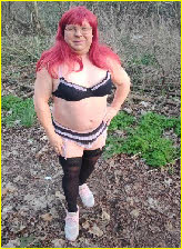 Dogging sissy transvestite Becki