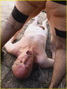 Loser male Rob Venuta used as a human urinal by dominant lady Loser male Rob Venuta used as a human urinal by dominant lady