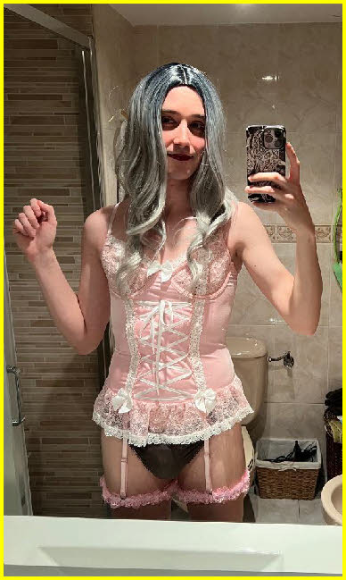 Sexy Spanish sissy Tatiana dressed in pink corset