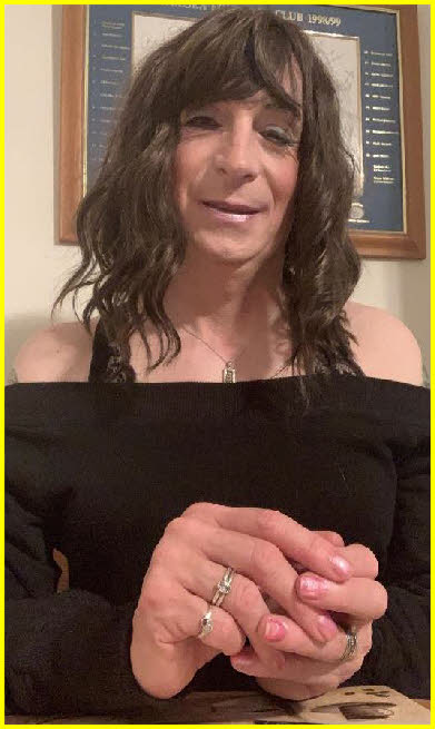 Cross-dressing sissy Rachel from Salisbury