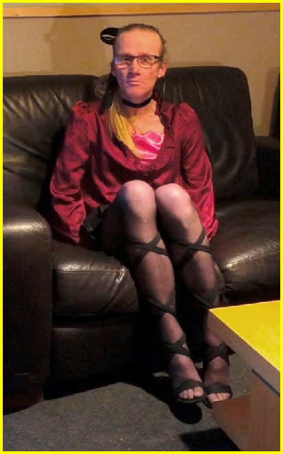 Darren Kelly exposed as Sissy Scarlet Louise Darren Kelly exposed as Sissy Scarlet Louise
