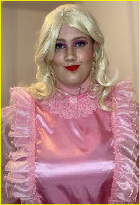Exposed sissy princess Jess Exposed sissy princess Jess