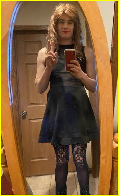 Slutty femboy Maisy from Minnesota wearing a little black dress