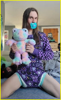 Sissy Bianca exposed sucking dummy and wearing diapers Sissy Bianca exposed sucking dummy and wearing diapers