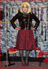 Transsexual domme Xtina of Kent