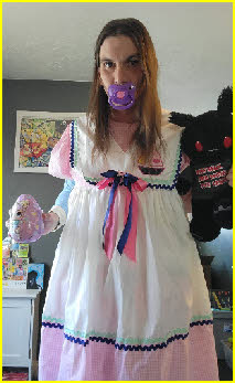 Dummy sucking ABDL loser Bianca from Rhode Island Dummy sucking ABDL loser Bianca from Rhode Island