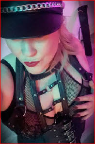 Strict domme Mistress CP