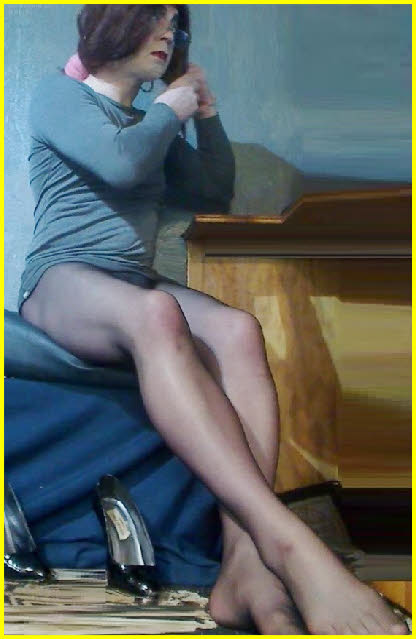 Sissy Edi in black pantyhose Sissy Edi in black pantyhose