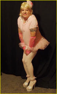 Tragic pansy Kelly exposed